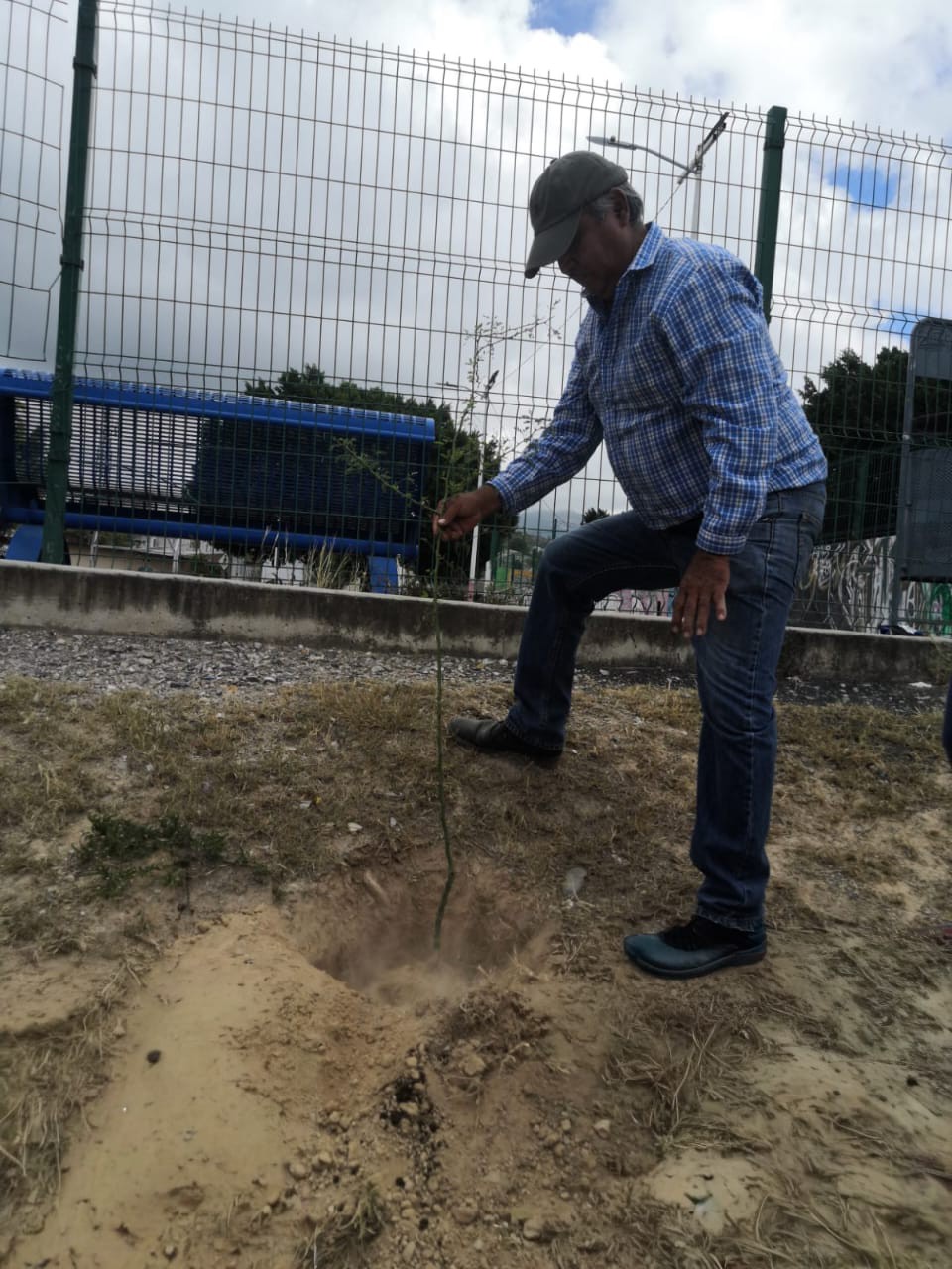 552834980_1305723358231612_1923926649549022341_n