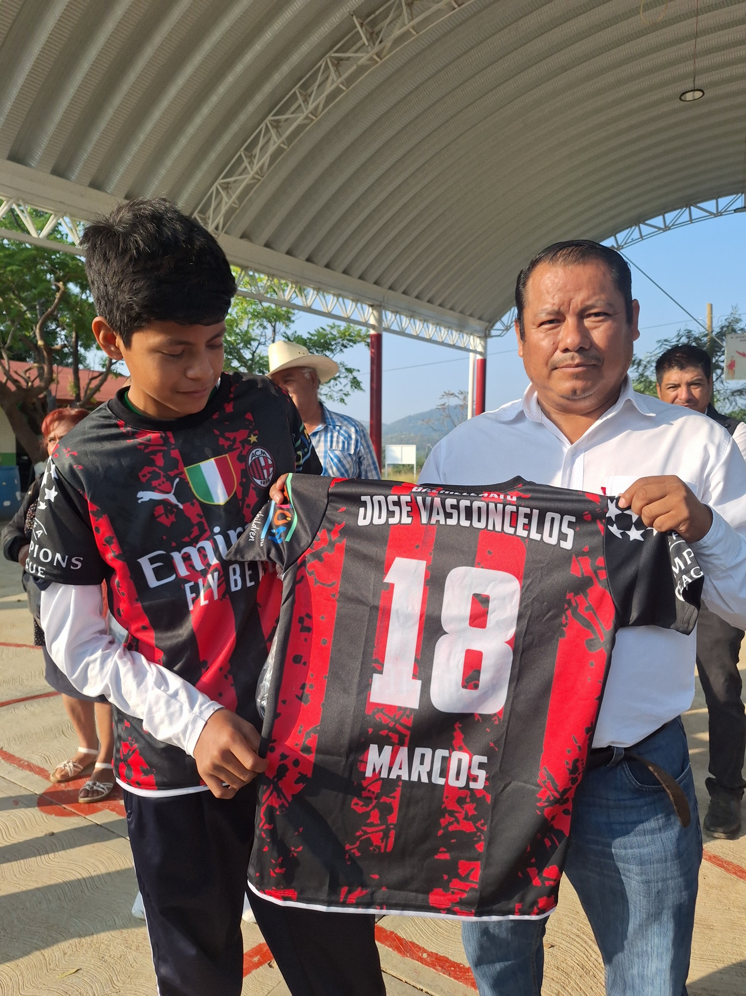 586533099_122181093938573695_7215536431901120523_n