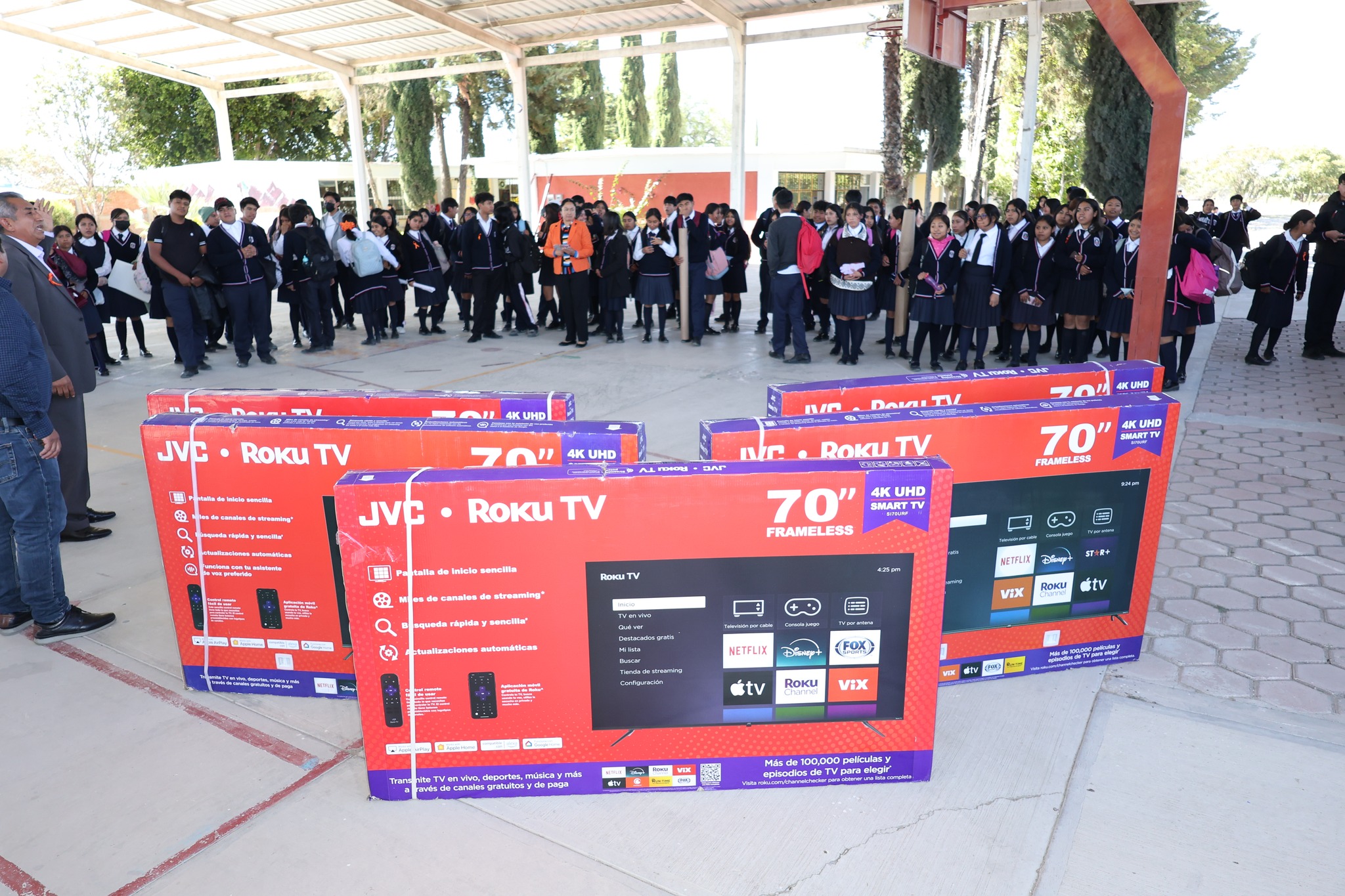 588814290_122189708834528476_7241899486041101727_n