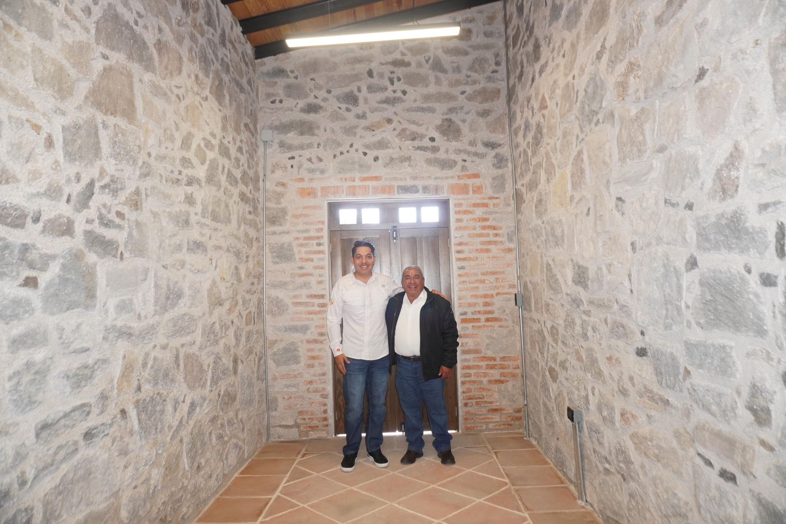 cc27c013-49d4-48e7-9de4-5163bd1062c4