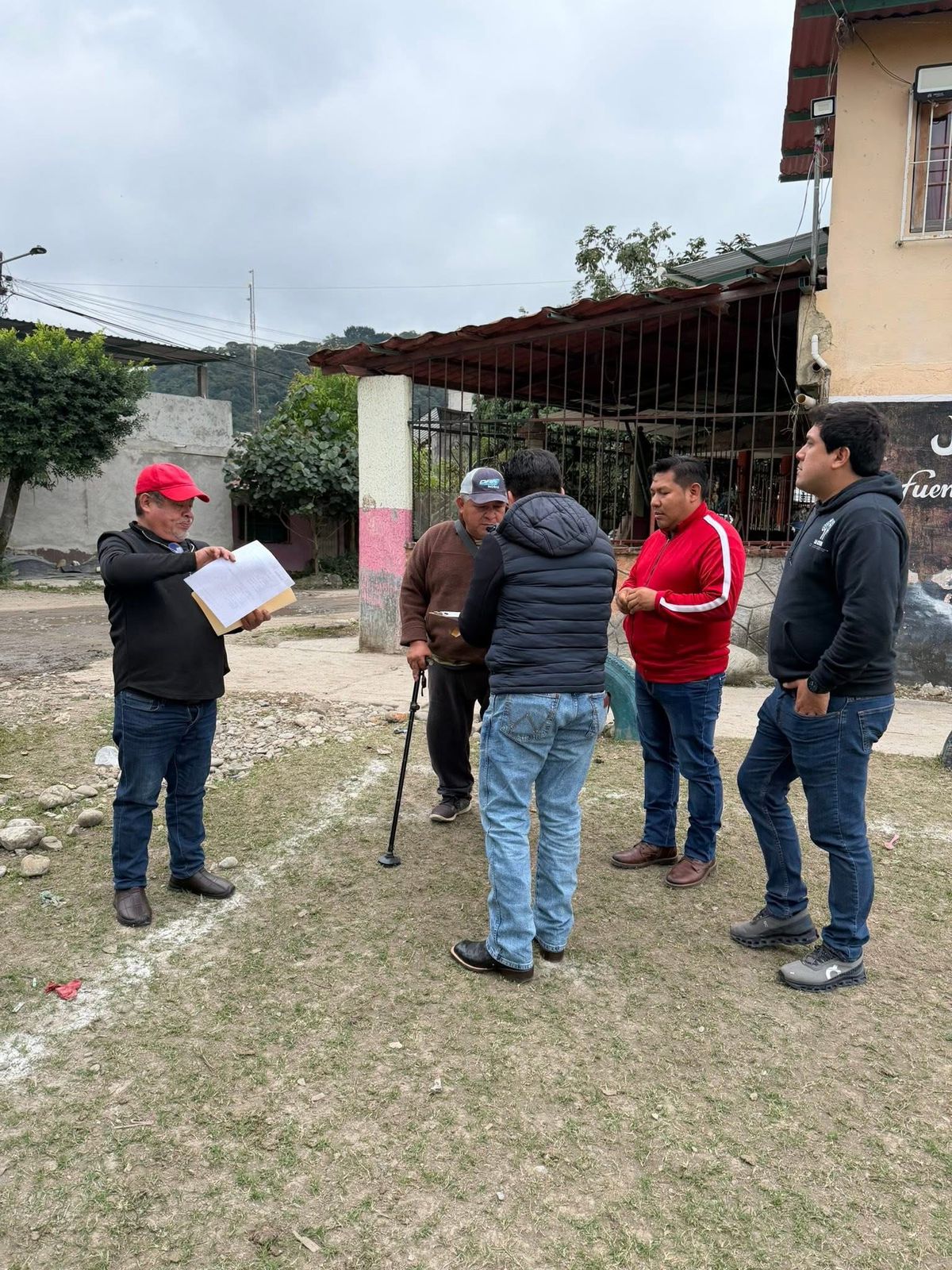 0f03b246-2c7f-465b-8b97-db9399f35502