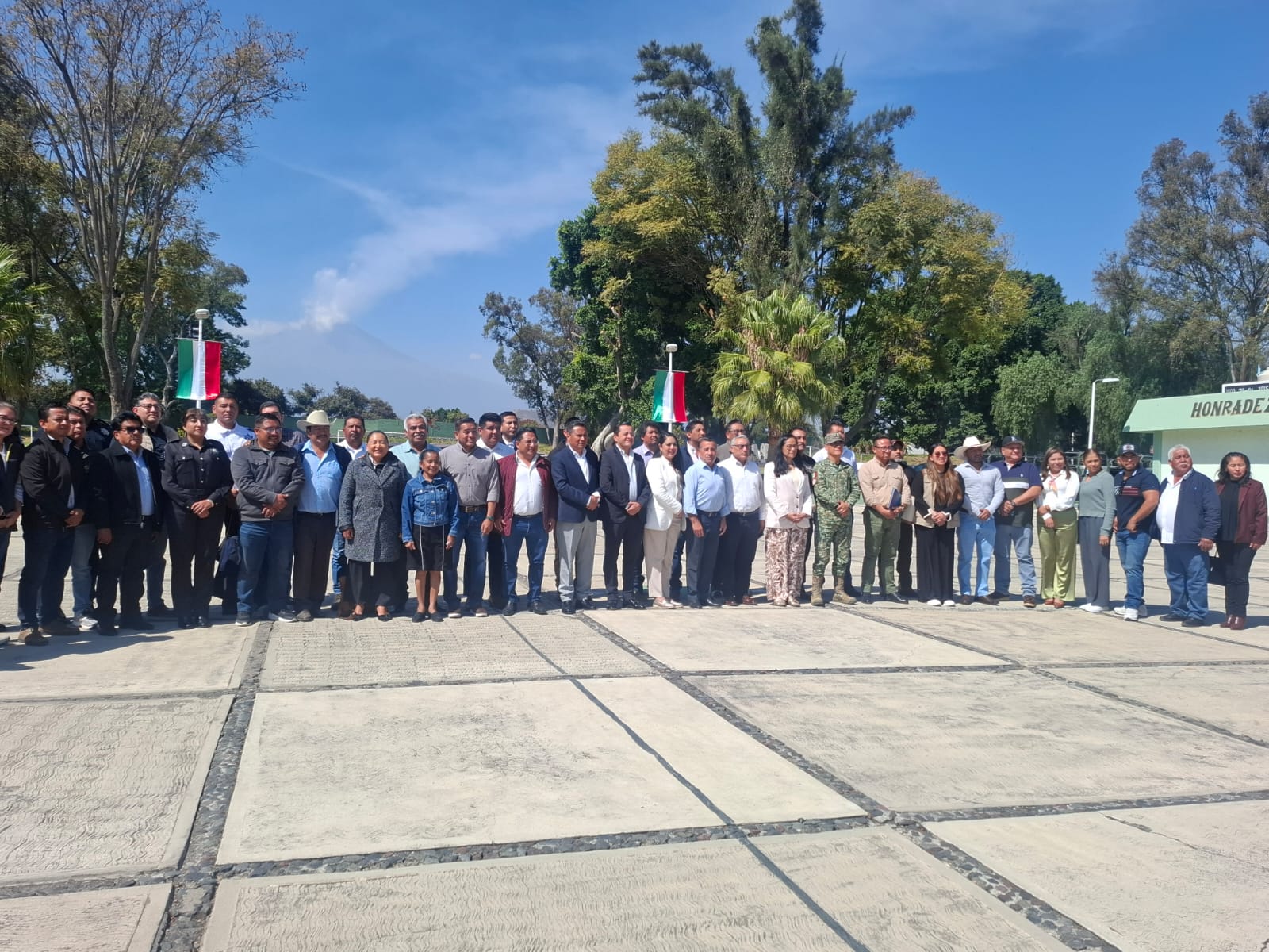 624496873_909027125112756_6645600765509059469_n