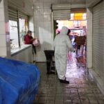 Oriental refuerza acciones de salud con fumigación en el Mercado Municipal 29 de Octubre
