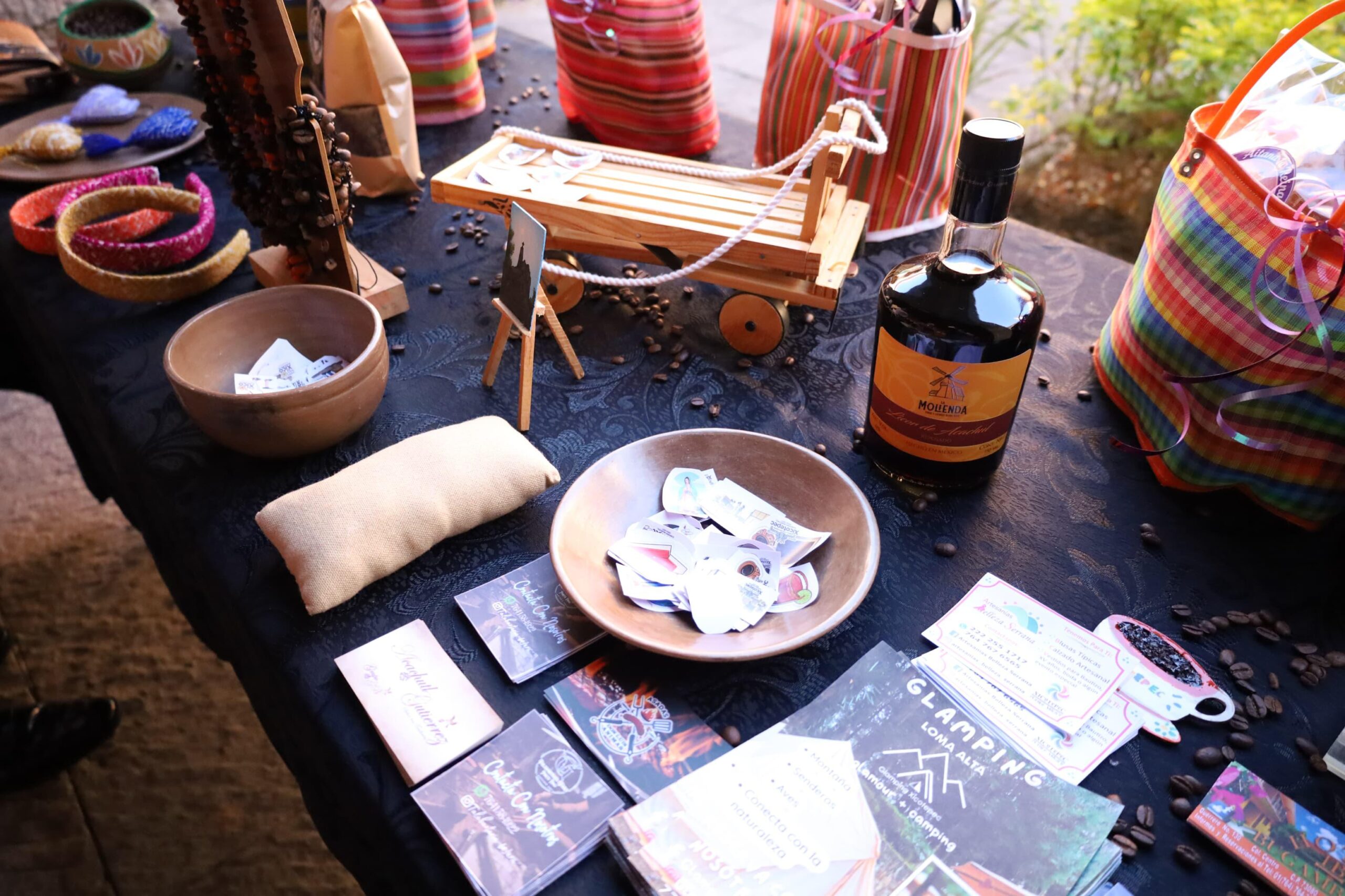 b1ed35e0-ae91-444e-afdf-0c63553aa263