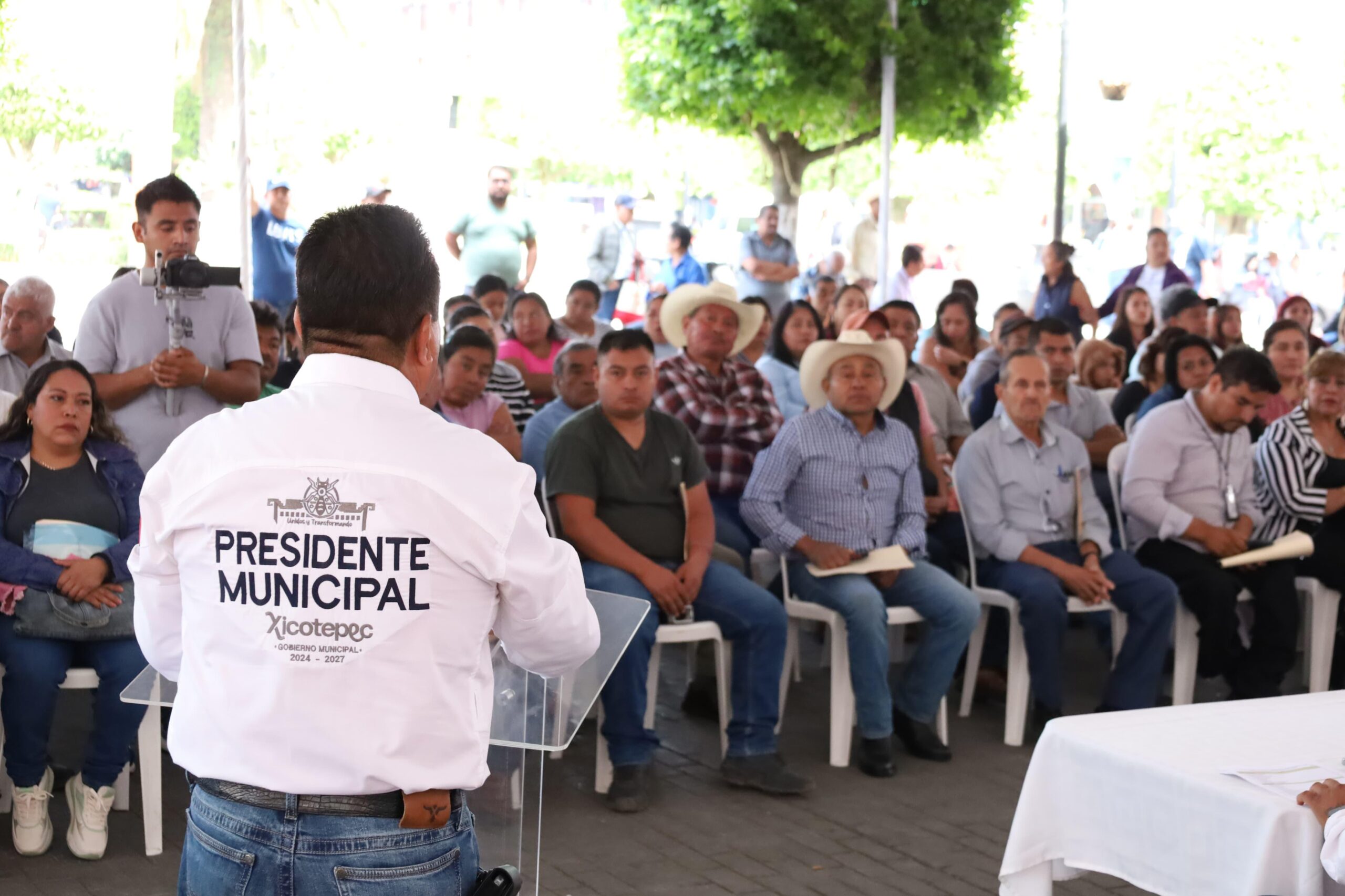 f344c2a3-5458-4724-b566-2af6bb745f7a