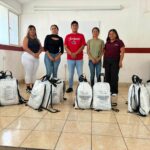 Entrega DIF de Ahuatlán apoyos alimentarios a docentes del CONAFE