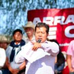 Tecamachalco inicia construcción de cancha de fútbol 7 con pasto sintético en La Villita