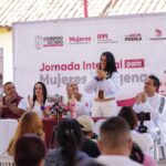 Chignahuapan acerca servicios gratuitos a mujeres indígenas durante jornada integral