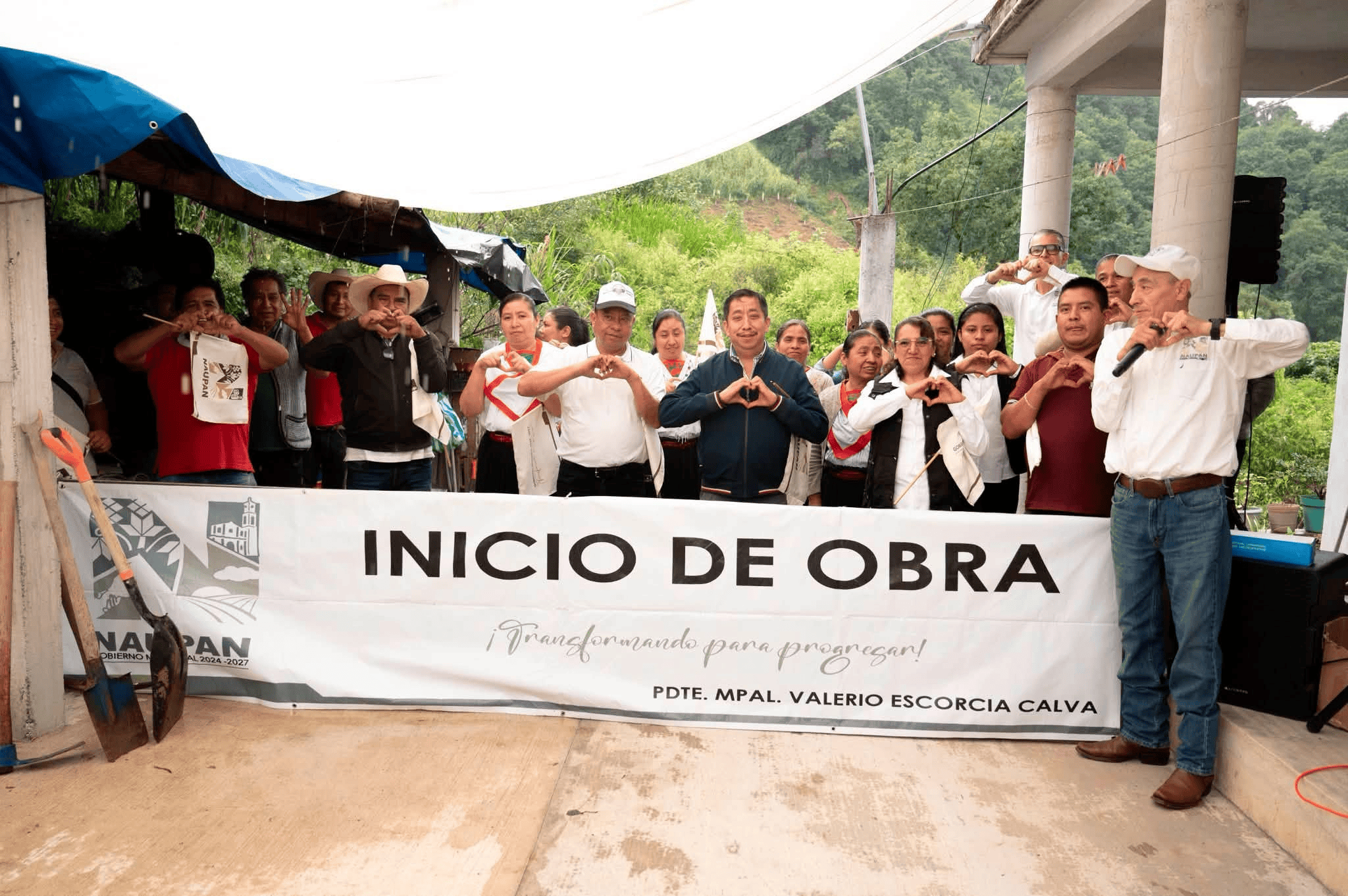 Inician ampliación de la red de drenaje sanitario en Chachahuantla, Naupan