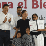 Encabeza Claudia Sheinbaum entrega de escrituras y casas en Puebla; proyectan construir 68 mil viviendas en el estado