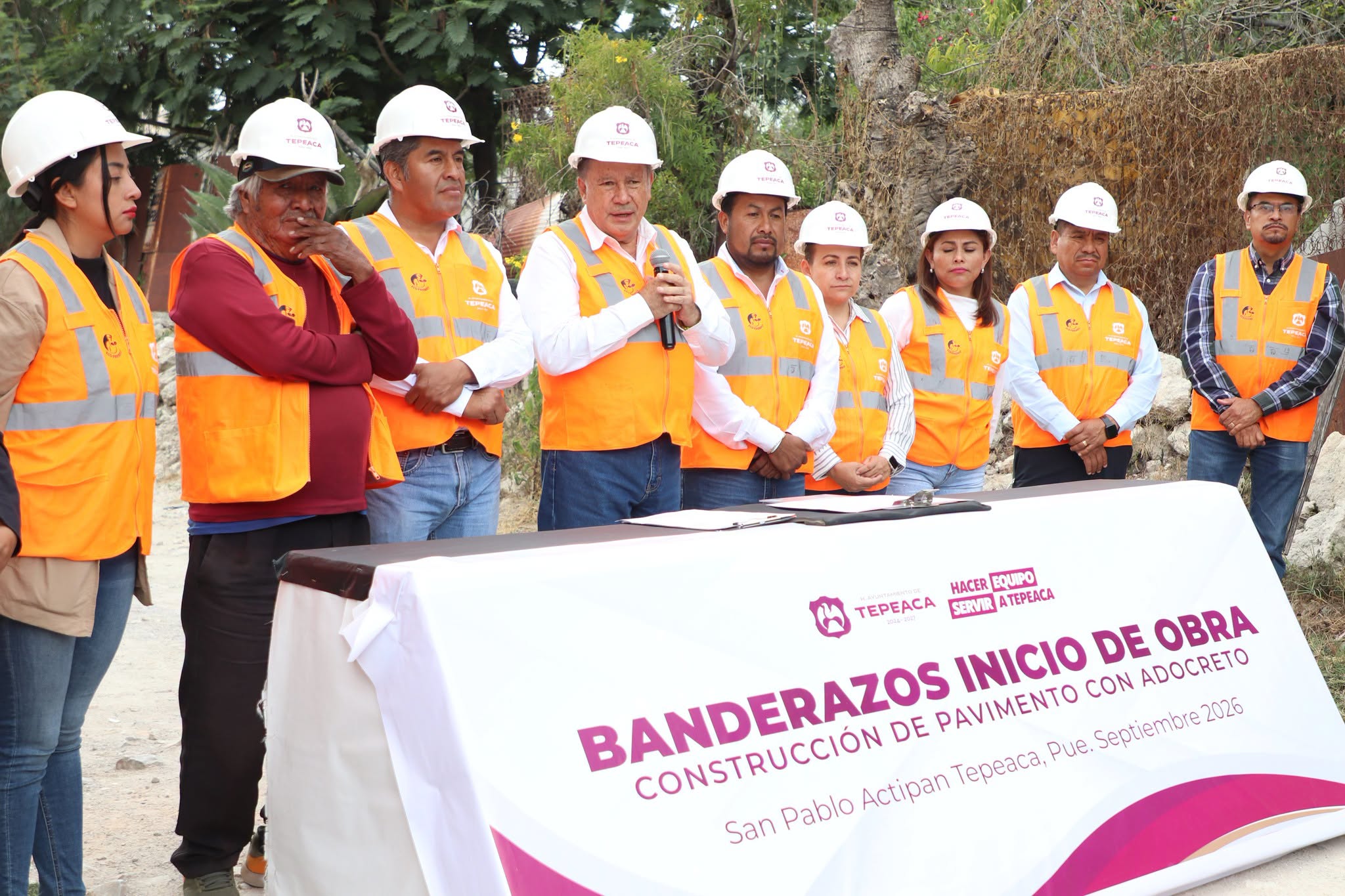 Tepeaca inicia pavimentación con adocreto en San Pablo Actipan