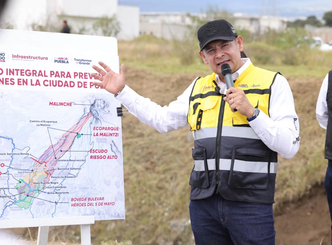 Armenta impulsa proyecto integral para prevenir inundaciones en Puebla capital