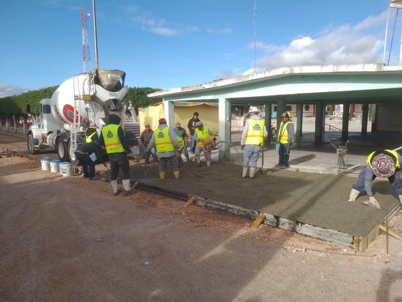 Rehabilitan con concreto hidráulico la Calle Nacional en Tlanepantla