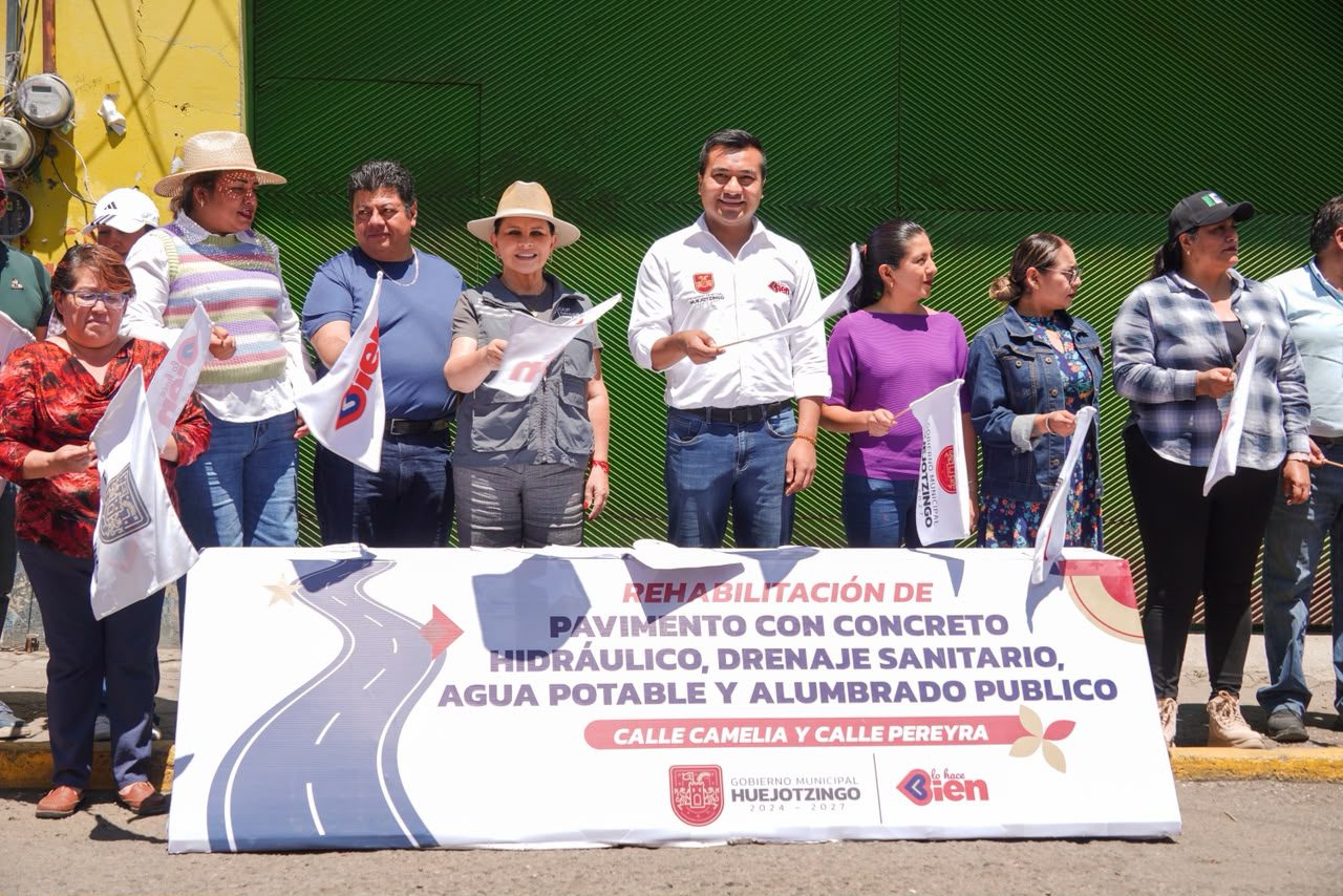 Huejotzingo inicia rehabilitación integral de la calle Pereyra con concreto hidráulico