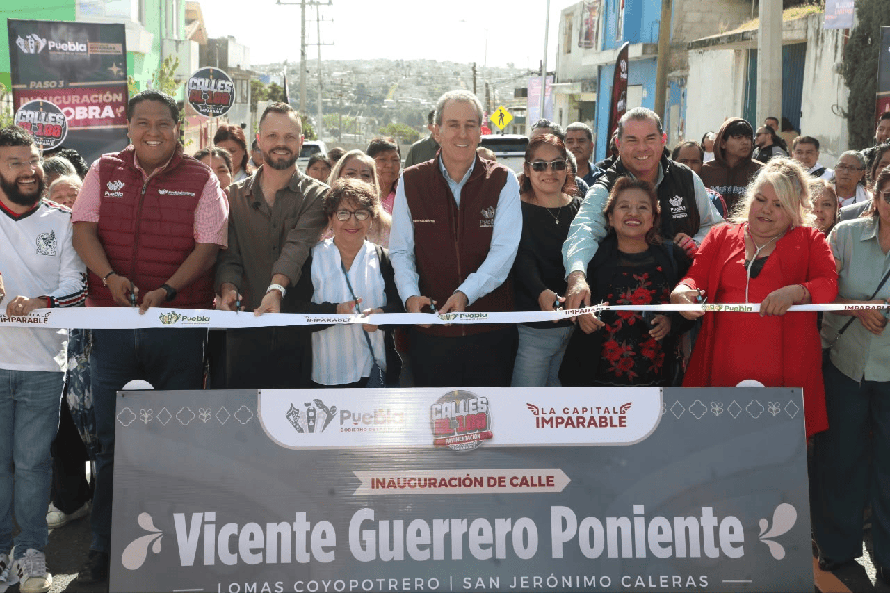 Inaugura Pepe Chedraui pavimentación de la calle Vicente Guerrero Poniente en San Jerónimo Caleras