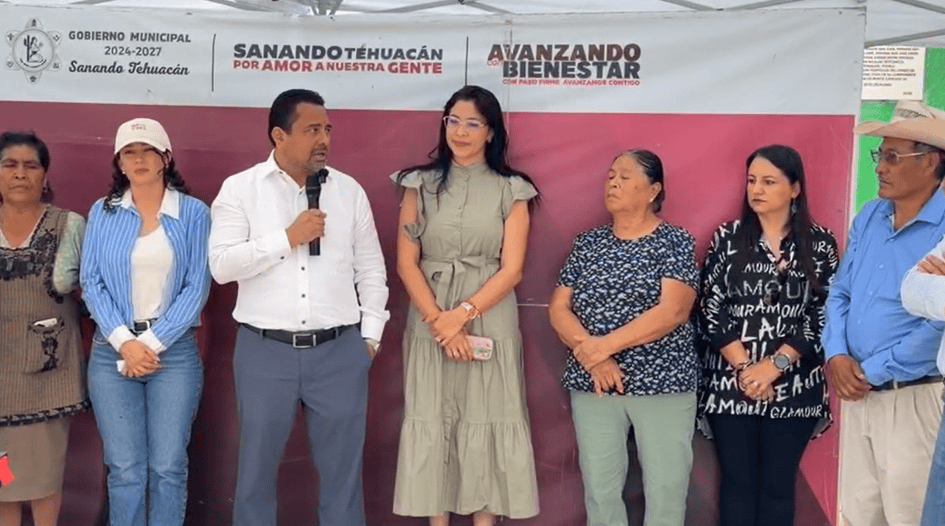 Entrega Alejandro Barroso obras de adoquinado y drenaje pluvial en la colonia Tepeyac