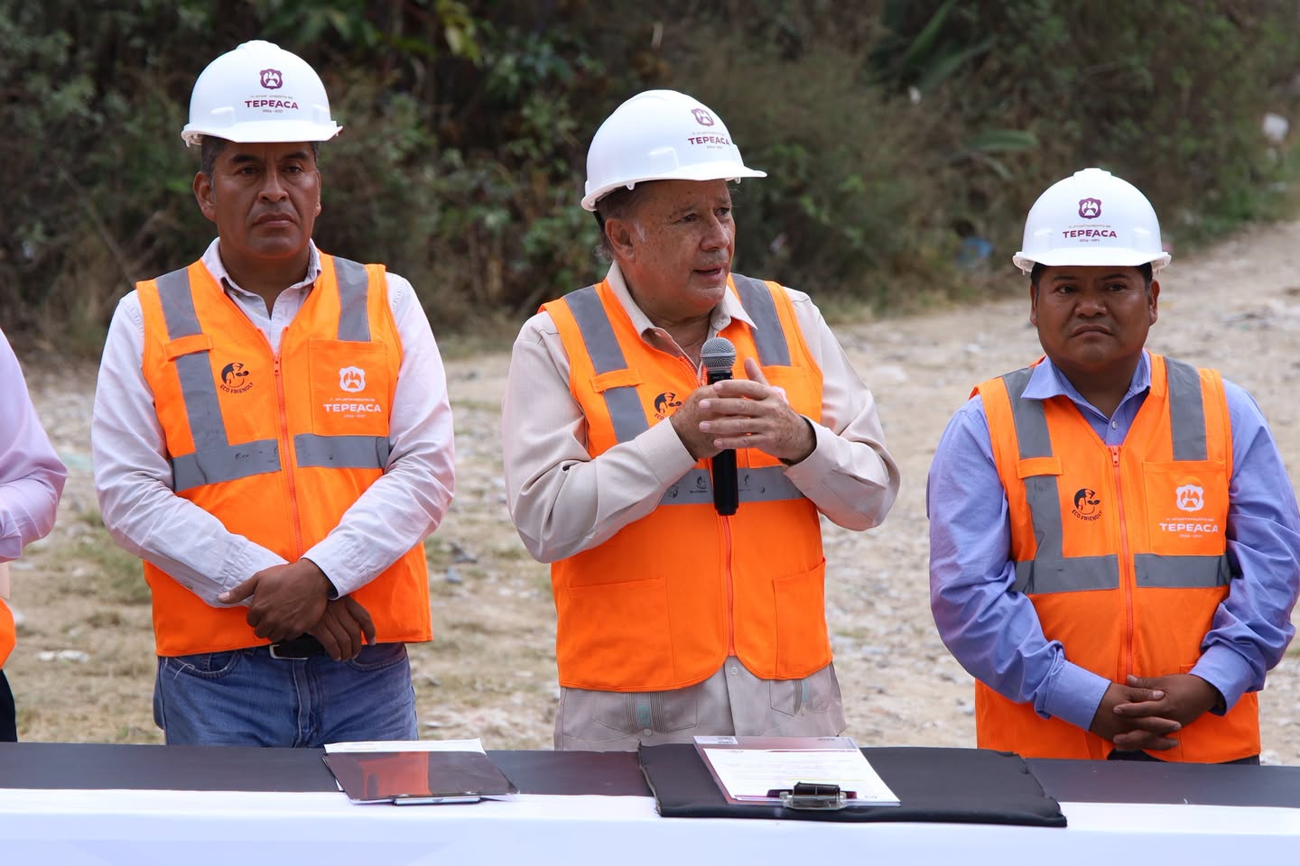 Tepeaca inicia pavimentación de la Prolongación de la 7 Oriente en Santiago Acatlán