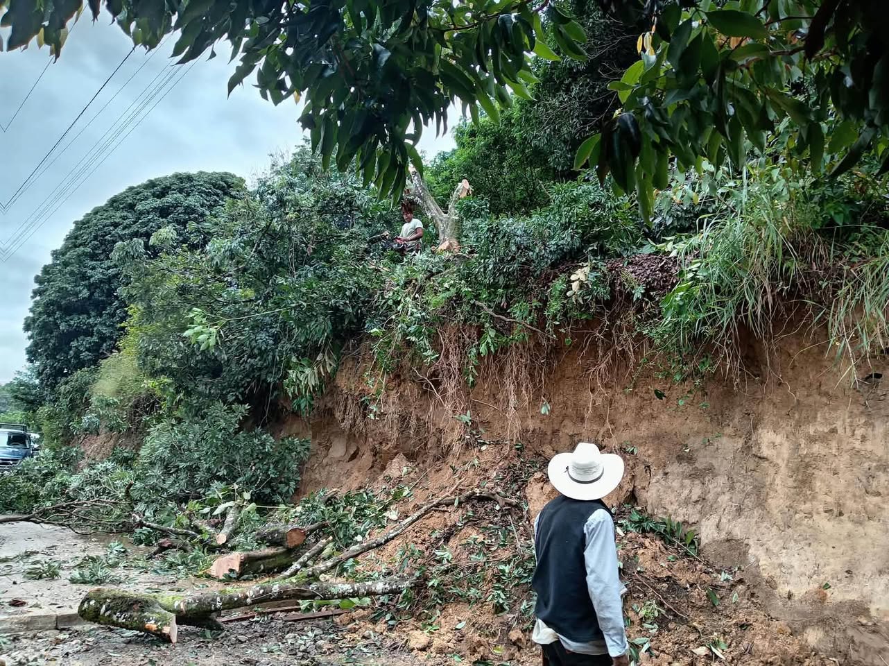 Gobierno de Alicia Guerrero refuerza vigilancia y prevención ante fuertes lluvias en Ayotoxco de Guerrero