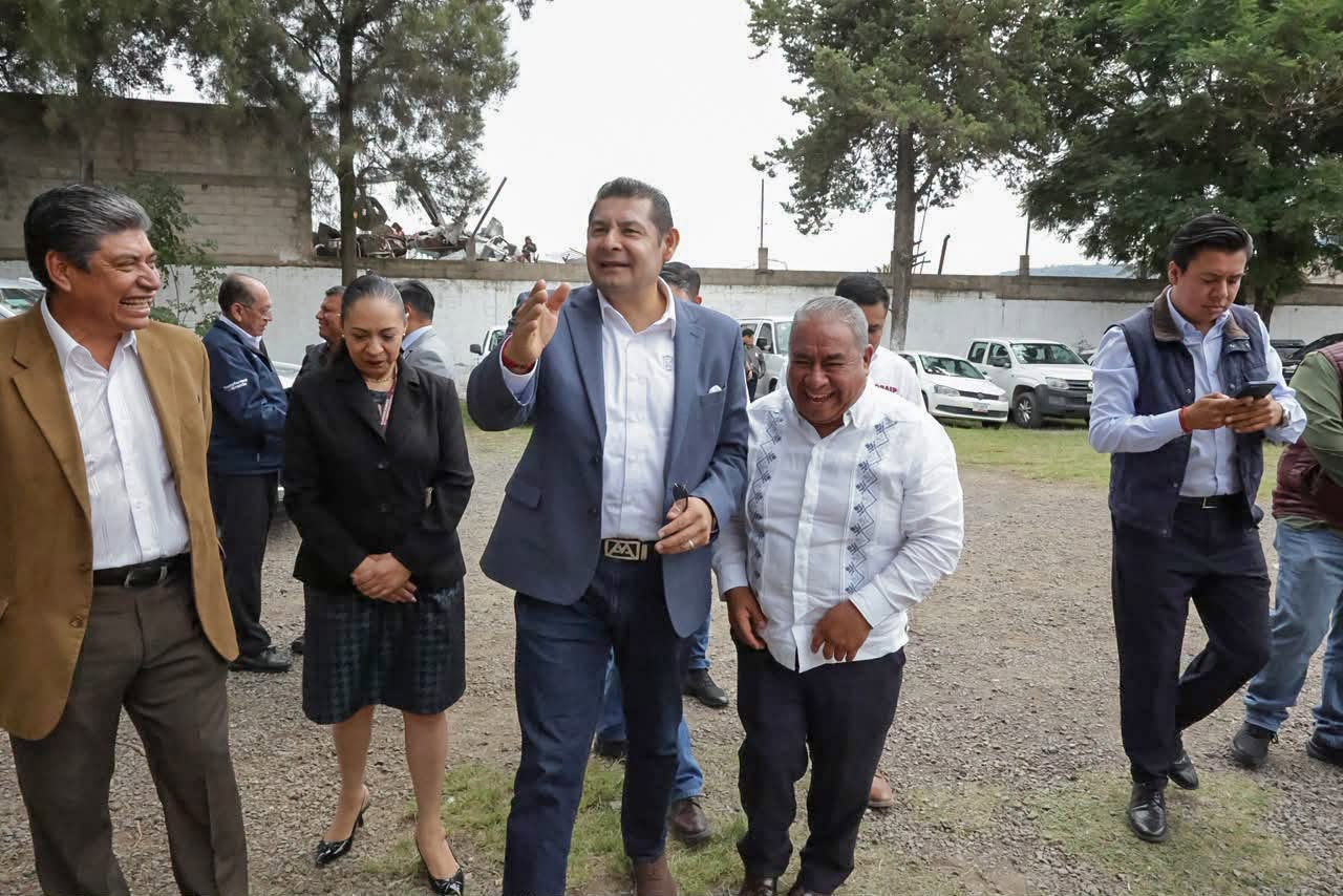 Severiano de la Rosa fortalece coordinación con Alejandro Armenta para impulsar obras comunitarias en Amozoc