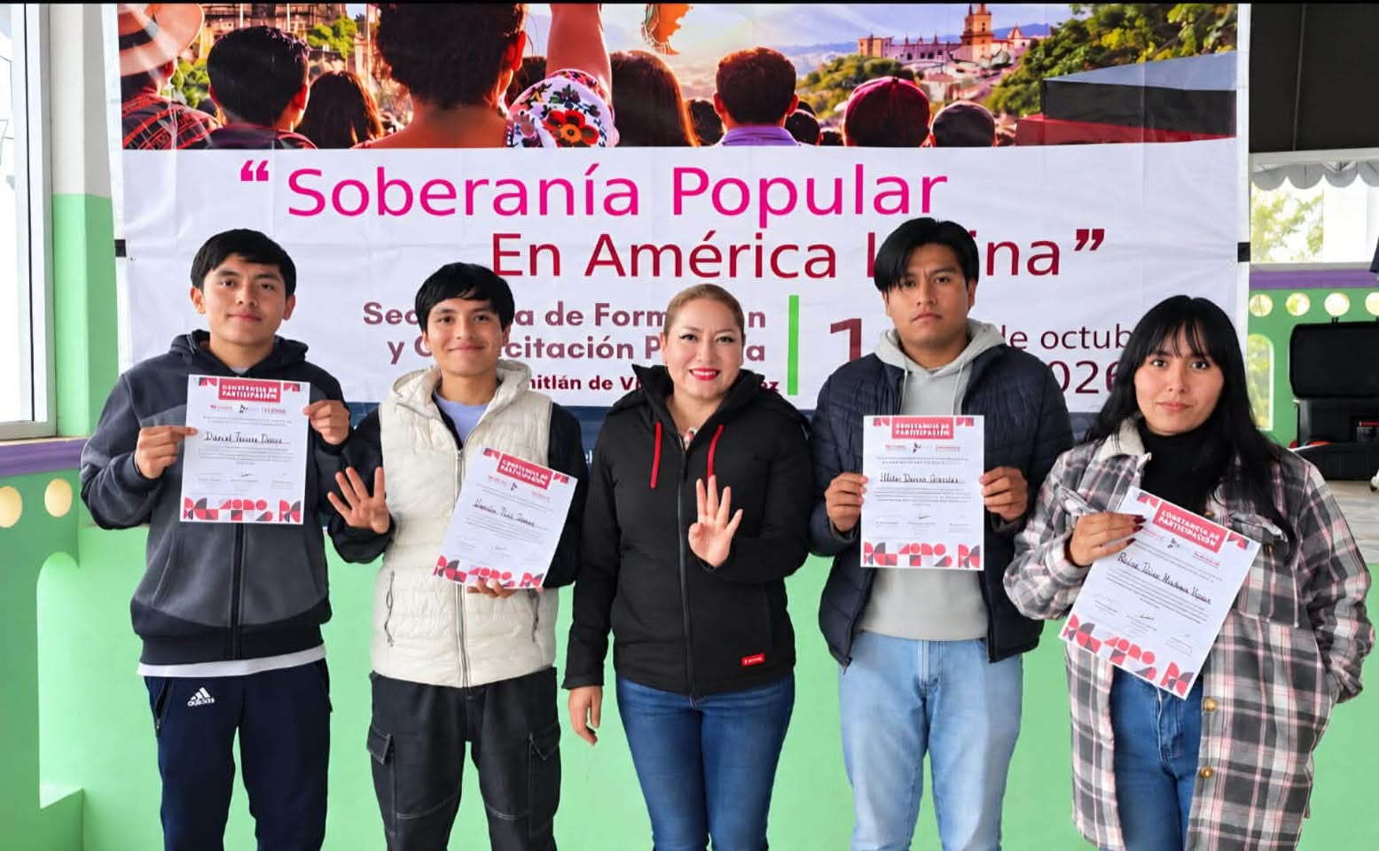 Morena Puebla fortalece la formación política y la defensa de la soberanía popular en Xochitlán de Vicente Suárez