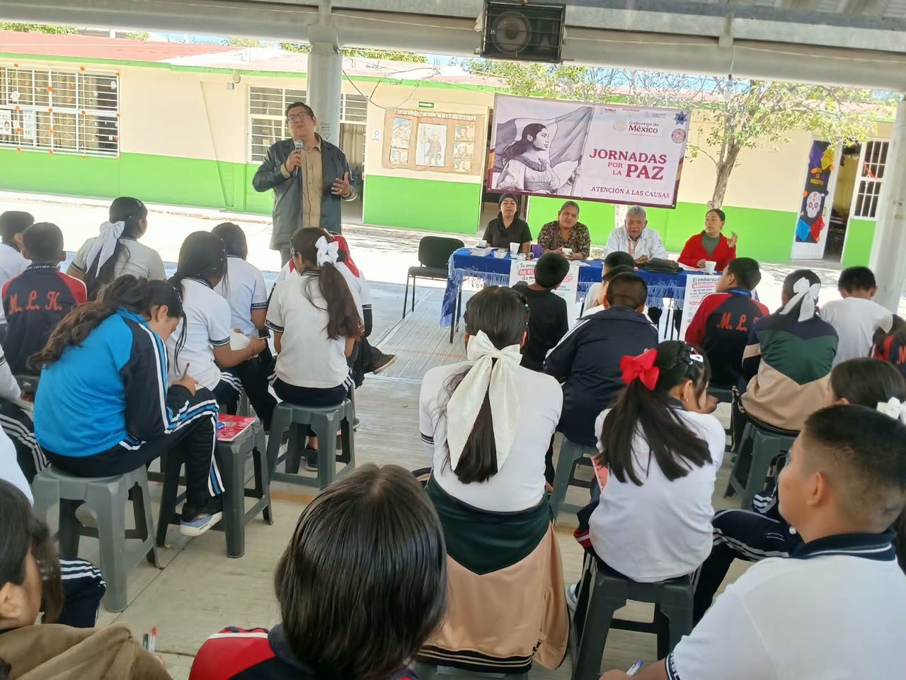 Impulsan prevención del embarazo adolescente entre 195 estudiantes de San José Miahuatlán