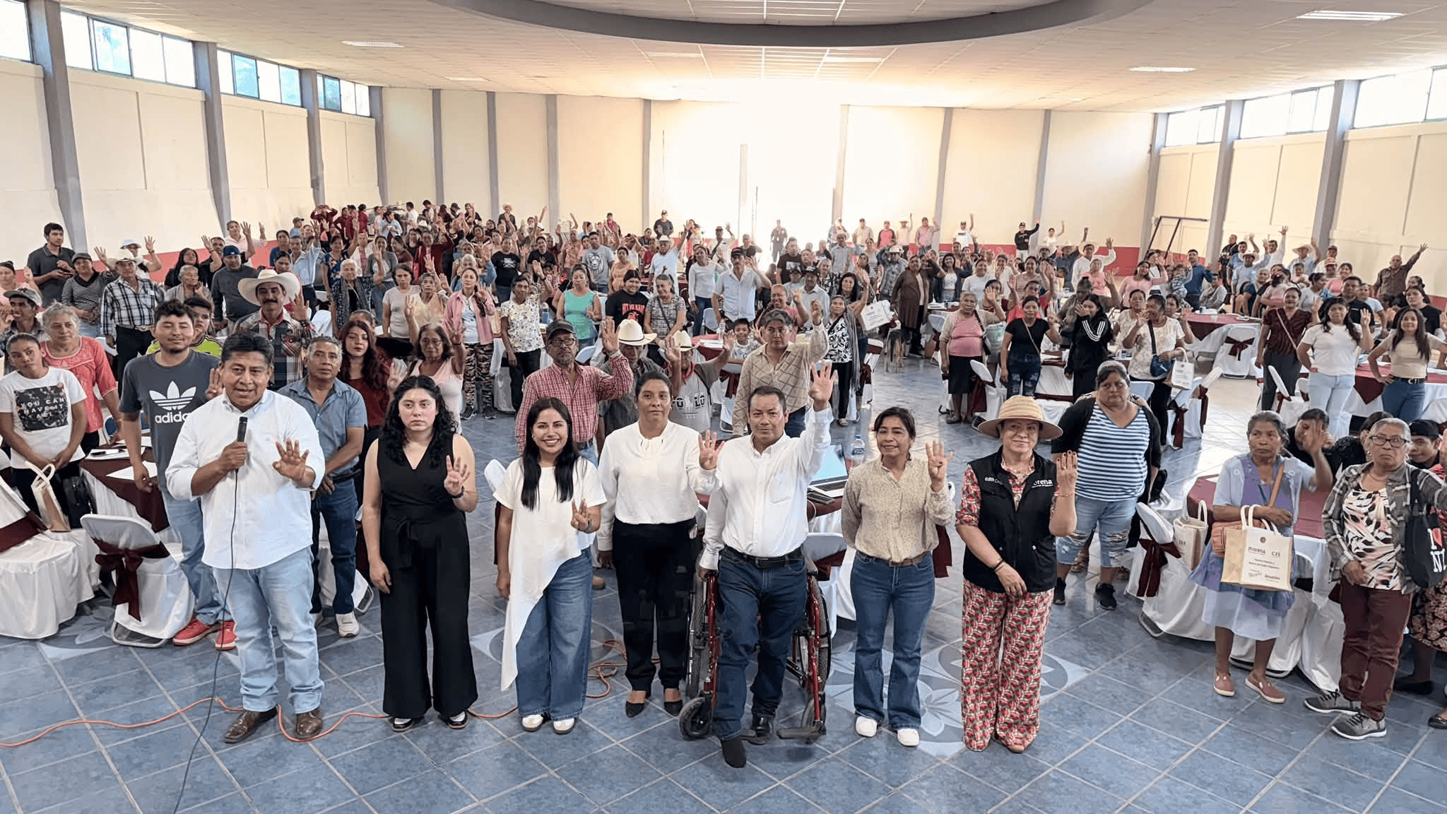 Lleva Morena Puebla taller de formación a las mujeres de Ahuatlán